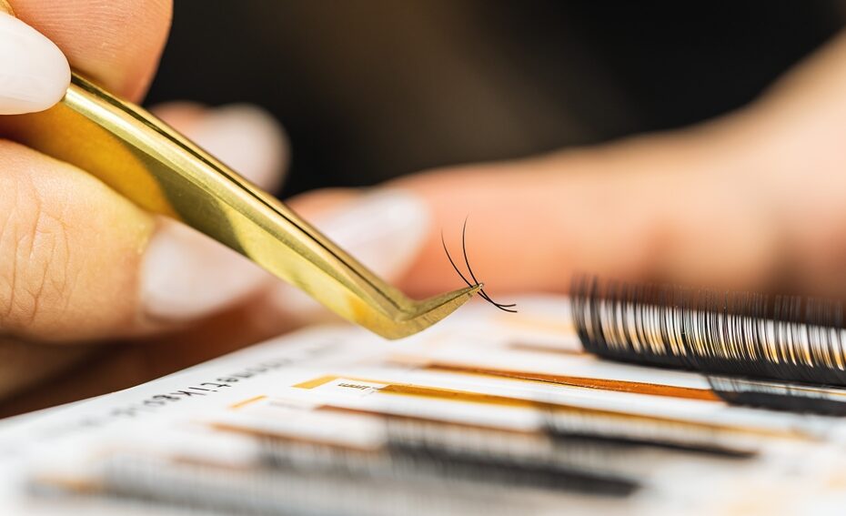 Semi-Permanent Lash Studio