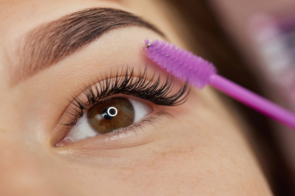 Do Eyelash Extensions Have Side Effects